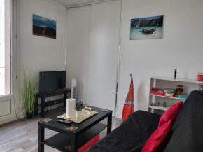 Le nid de Basch apartment near Paris